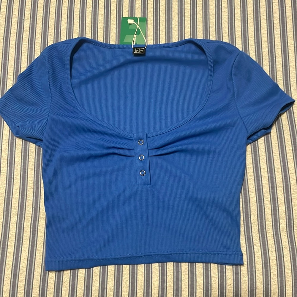 Blue Shein cropped tee